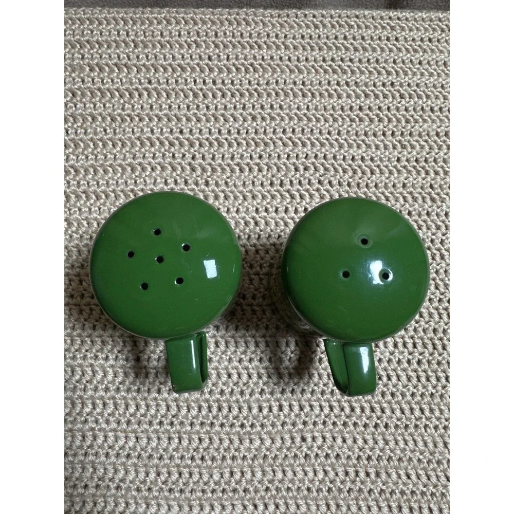 John Deere Salt and Pepper Shaker Set Green Quality Farm Equipment Mug Style